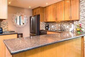 شقة (6 Bedrooms) | مطبخ خاص | ميكروويف، فرن، غسالة أطباق، ماكينة لصنع القهوة/الشاي