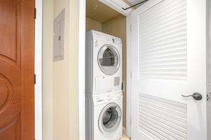 Apartment (2 Bedrooms) | Wäscherei