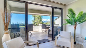 Condo (3 Bedrooms) | Children's area