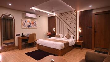 In-room safe, iron/ironing board, free WiFi