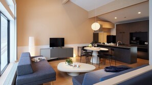 Vila conforto, vista para a montanha | Edredons de pluma, cofres nos quartos, individualmente decorados