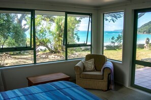 3 bedrooms, iron/ironing board, WiFi