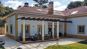 Ulkoruokailutilat