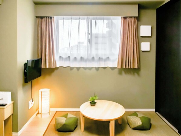 Interior - Triphome Nakano 2025 Green (Nakano City)