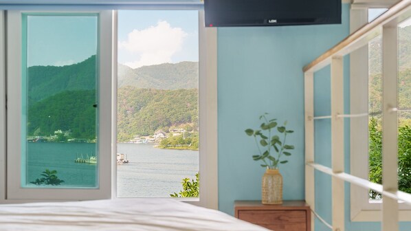 Basic Room, 1 Bedroom (202(River+NamisumView/Spa/No Cooking)) | 1 bedroom, free WiFi - Gapyeong Nami Island Pet-friendly Spa Pe (Gapyeong)