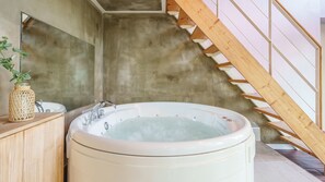 Basic-værelse - 1 soveværelse (201(River+NamisumView/Spa/No Cooking)) | 1 soveværelse, gratis Wi-Fi