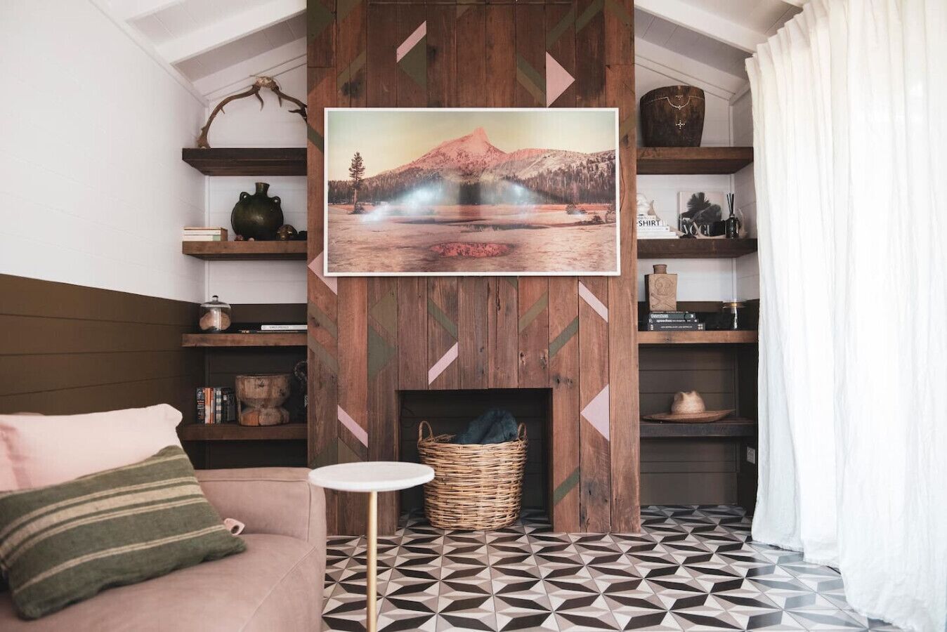 The Black Ace Residence | Heated Magnesium Pool — image 12