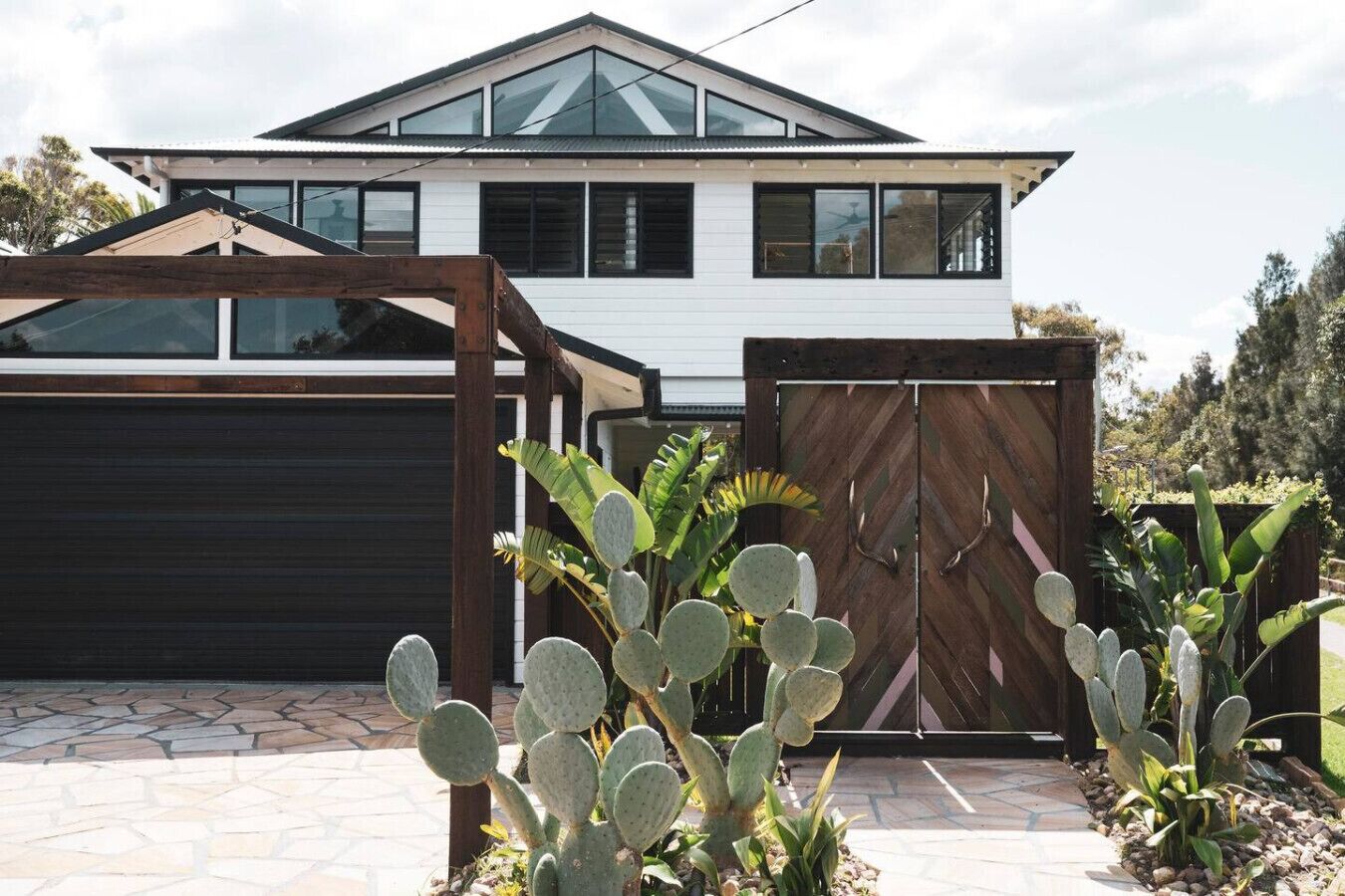 The Black Ace Residence | Heated Magnesium Pool — image 3