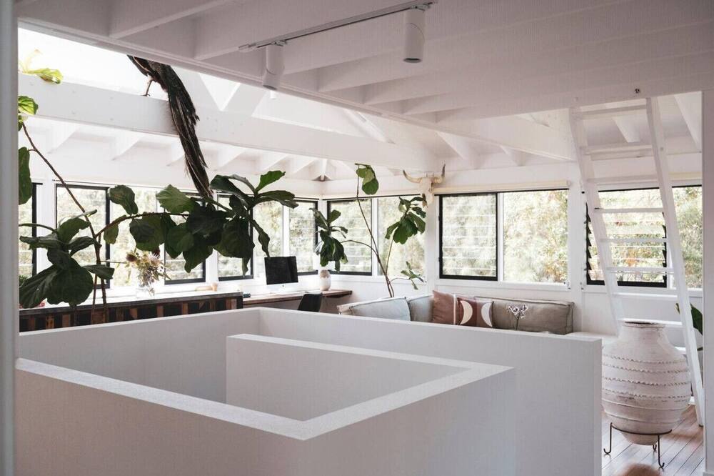 The Black Ace Residence | Heated Magnesium Pool