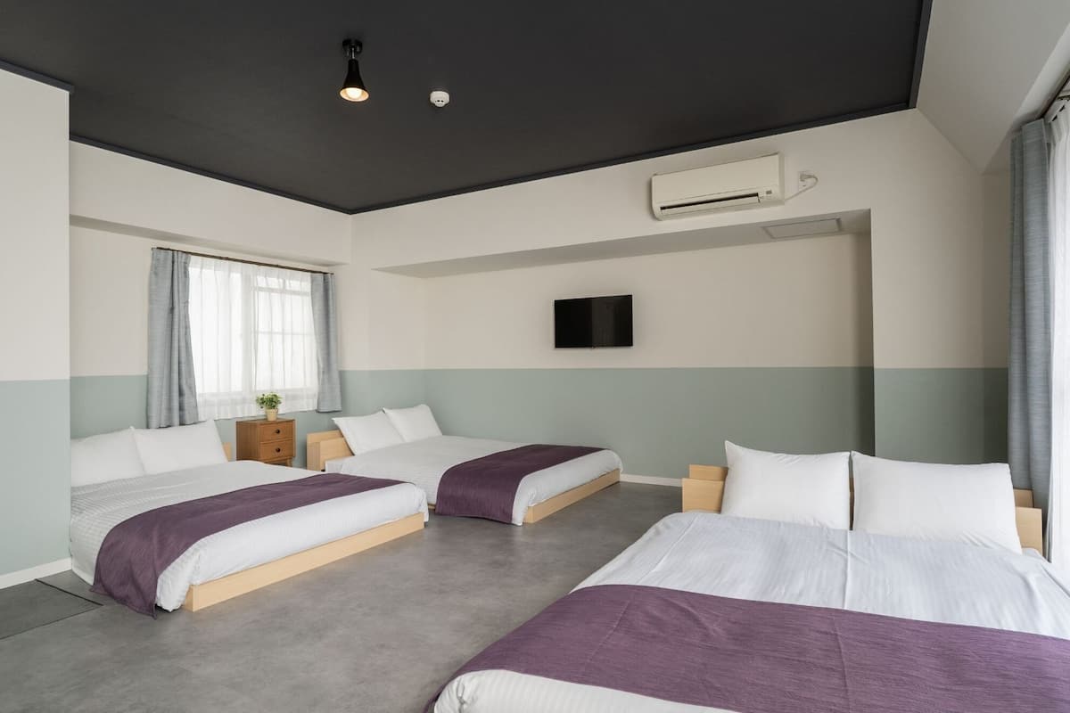 Desk, free WiFi, bed sheets