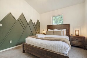 4 Schlafzimmer, Bügeleisen/Bügelbrett, Reisekinderbett, WLAN