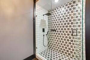 Hair dryer, towels