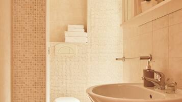 Standard Apartment, Balcony, City View | Bathroom | Shower, rainfall showerhead, hair dryer, bidet