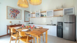 Villa, 4 Bedrooms, Pool View | Dining room - Elephant Villas Estate (Ubud)