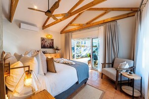 Deluxe Double Room, Pool View | Premium bedding, in-room safe, blackout drapes, soundproofing