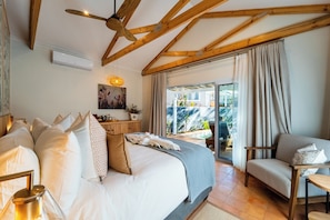 Deluxe Double Room, Pool View | Premium bedding, in-room safe, blackout drapes, soundproofing