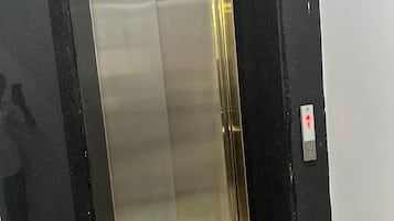 Elevator