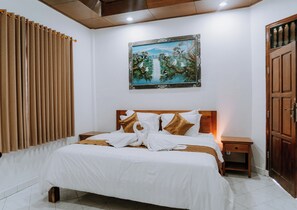 3 bedrooms, desk, free WiFi, bed sheets - The Ganesha Heritage Villa - A Sanctuary of Culture, Peace & Style (Bali)