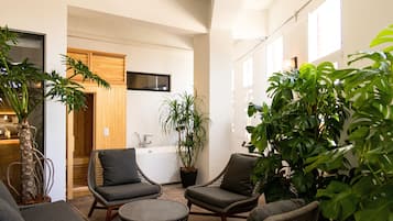 Minibar (inkludert), skrivebord og skrivebord for bærbar PC