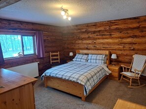 Deluxe Double Room, Mountain View - Smithers Driftwood Lodge (smithers)