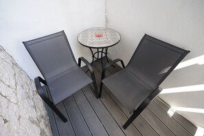 舒適公寓 | 露台/庭院