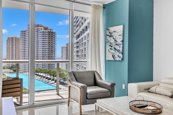 تلفزيون، مدفأة