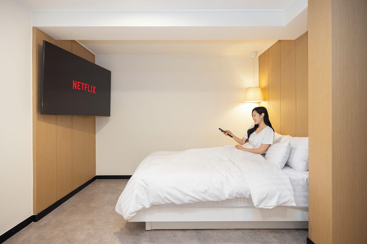 Suite Room | Verduisterende gordijnen, gratis wifi