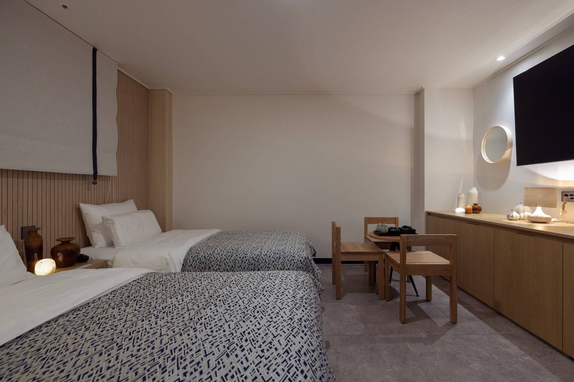 Cortinas blackout, sistema de insonorización y wifi gratis 