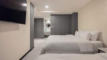 Suite Twin Room | 遮光窗簾/窗簾、免費 Wi-Fi