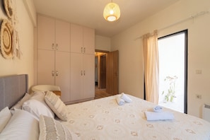 Superior Villa, Sea View | Iron/ironing board, free WiFi