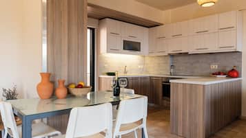 Superior-Villa, Meerblick | Eigene Küche