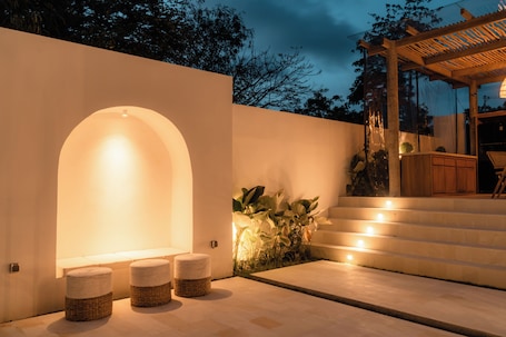 Exterior. Sanjula Uluwatu