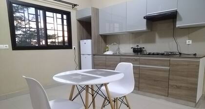 Milestone City Apartments │ Live work or relax│Kitchen │Restaurant│Nr Tsimbazaza