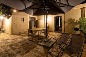 Outdoor dining - Apartment in Sicily near Ski Slopes (Acireale)