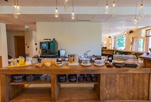 Tägliches inbegriffenes Frühstücksbuffet