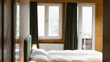 Superior Double Room, Mountain View | Wi-fi percuma