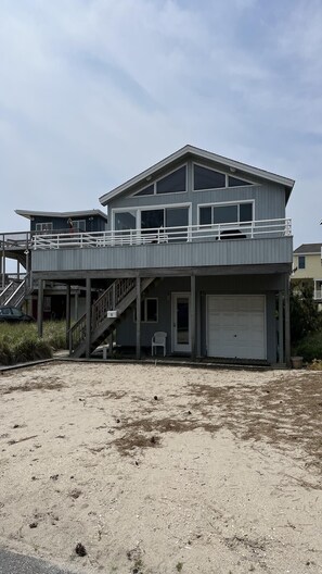 Exterior - OCEAN BLOCK - VIEWS VIEWS VIEWS (Harvey Cedars)