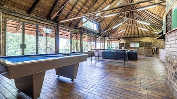 Poolside bar