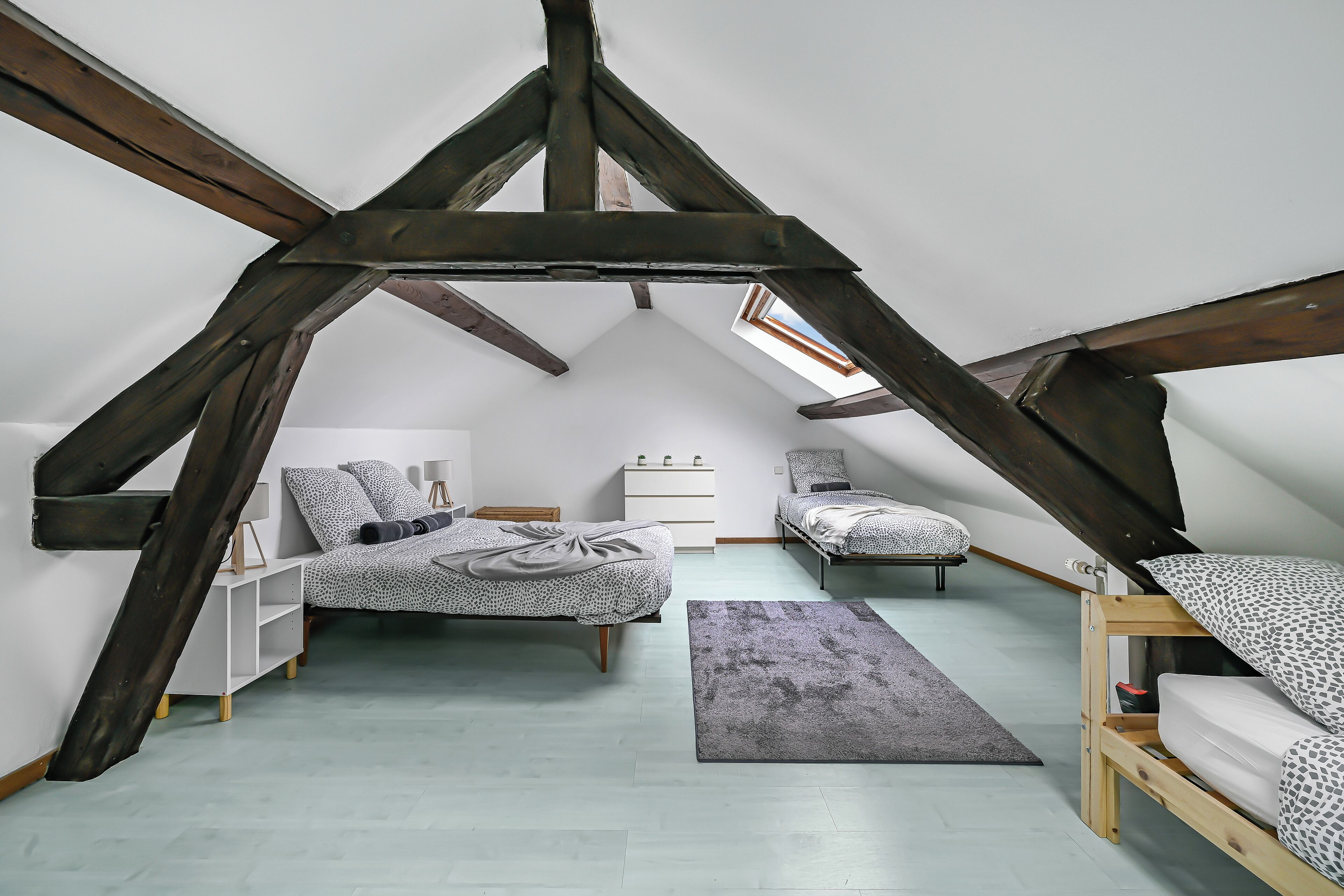 4 Schlafzimmer, Bügeleisen/Bügelbrett, WLAN, Bettwäsche