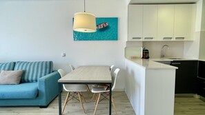 Interior - FESTASOL 316 (Estartit)