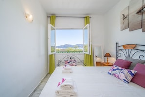 2 bedrooms, iron/ironing board