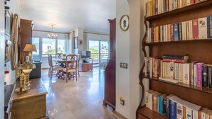 Interior - Apartment in Empuriabrava near Sand Beach (Empuriabrava)