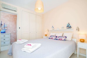 2 habitaciones, tabla de planchar con plancha y wifi gratis 