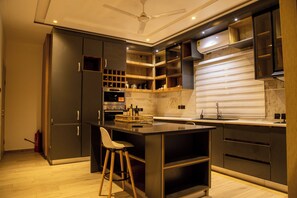 Fridge, microwave, oven, stovetop