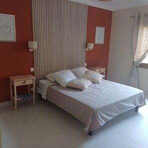3 Schlafzimmer, Bügeleisen/Bügelbrett, kostenloses WLAN, Bettwäsche