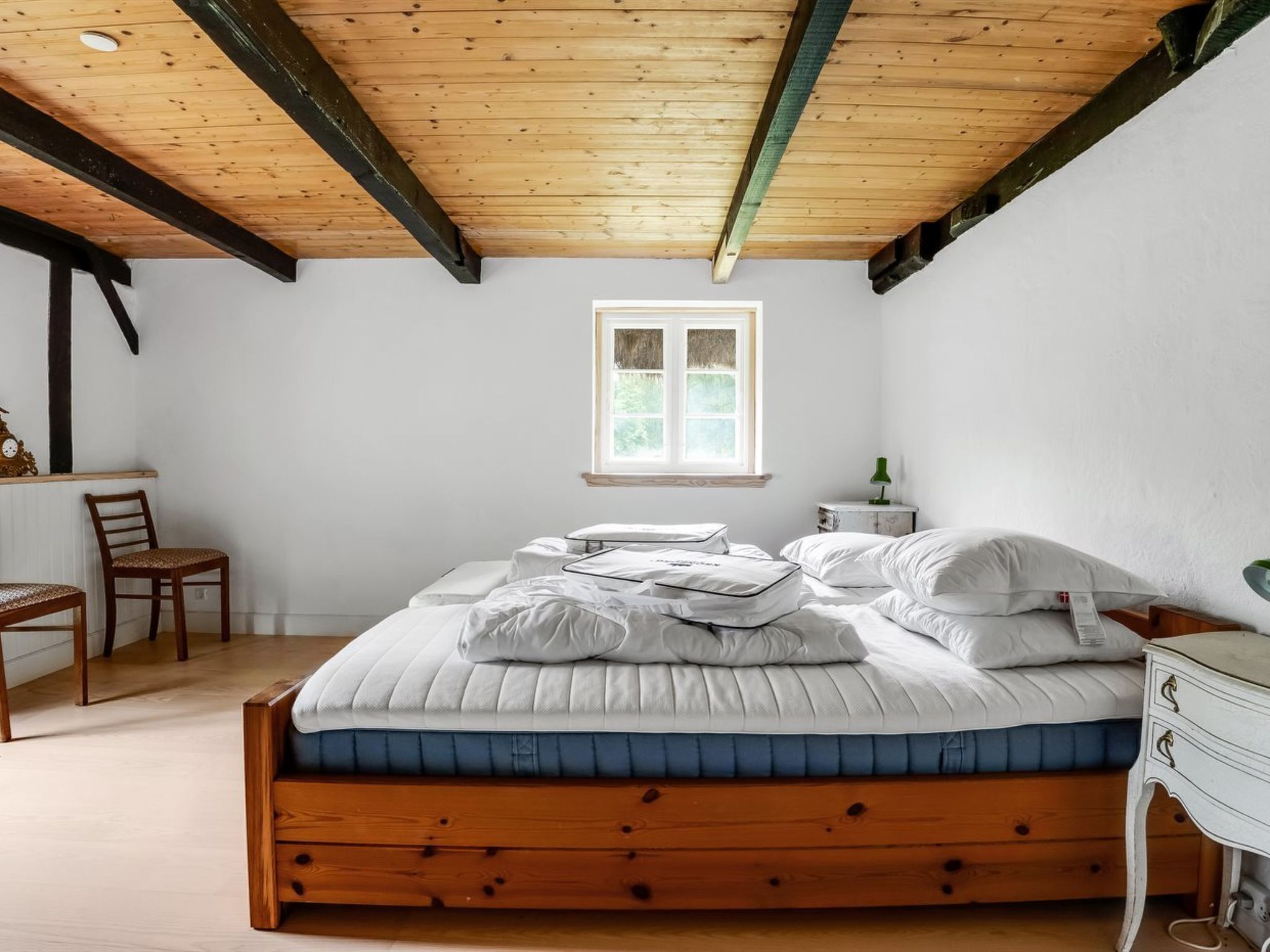 5 bedrooms, internet