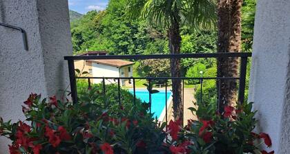 Residence with Pool and Beach (Morcote Romance)