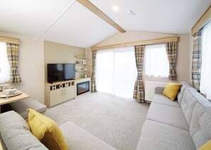 TV - 2 bedroom accommodation in Talacre, Holywell (Talacre, Holywell)