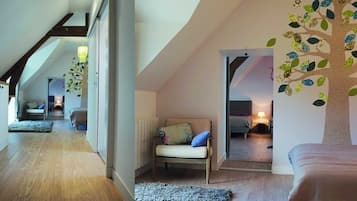 Family Suite | Living area