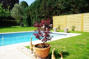 Seasonal outdoor pool - Ker Feuchidoul (Merlevenez)